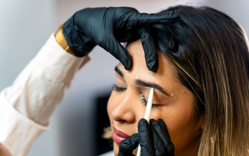 Brows and Lips Treatment Brows and Lips Treatment